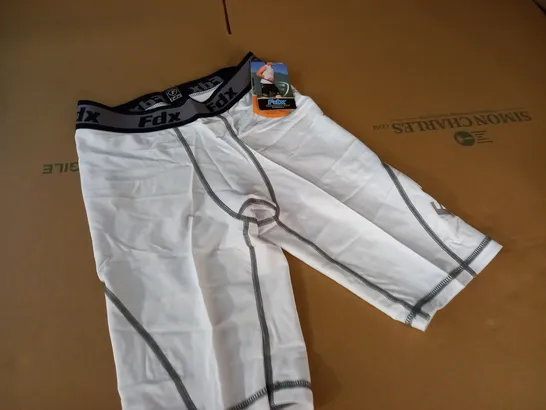 FDX COMPRESSION SHORTS IN WHITE - M