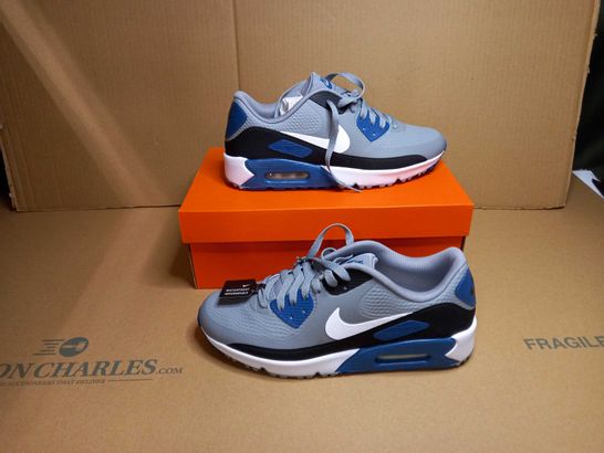 BOXED PAIR OF NIKE AIR MAX BLUE/GREY TRAINERS - SIZE 9