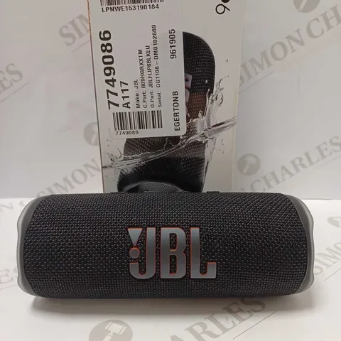 JBL FLIP 6 PORTABLE BLUETOOTH SPEAKER