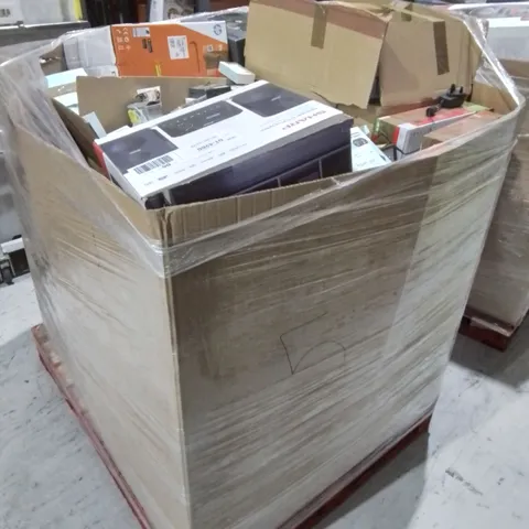 PALLET CONTAINING A LARGE QUANTITY OF ASSORTED TECH ITEMS TO INCLUDE HP 2610E PRINTER, SHARP MICRO SYSTEM AND VARIOUS AERIALS