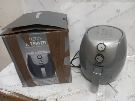 BOXED DAEWOO 4 LITRE AIR FRYER 