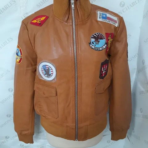 CARRIE HOXTON LEATHER TOP GUN JACKET IN TAN - UK 18