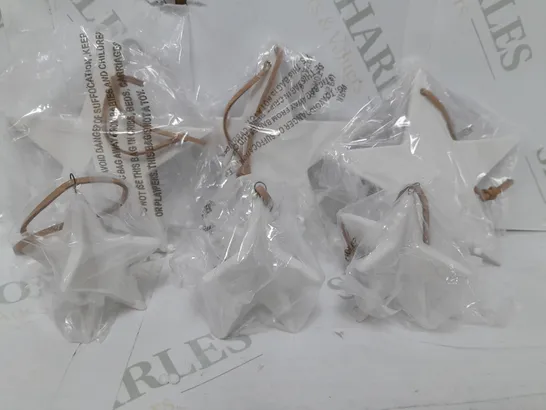 BOXED UNBRANDED SET OF 6 FESTIVE HANGING PORCELAIN STAR DECORATIONS