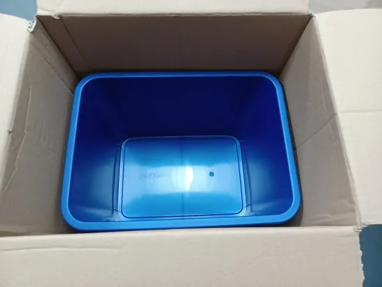 LOT OF 12 BLUEY STORAGE BOXES WITH LIDS