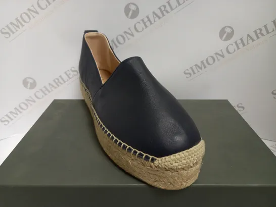 BOXED HOBBS ALICIA ESPADRILLE IN NAVY - SIZE 7