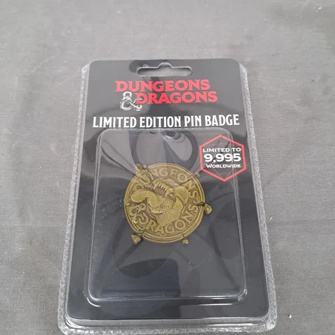 DUNGEONS AND DRAGONS - LIMITED EDITION PIN BADGE