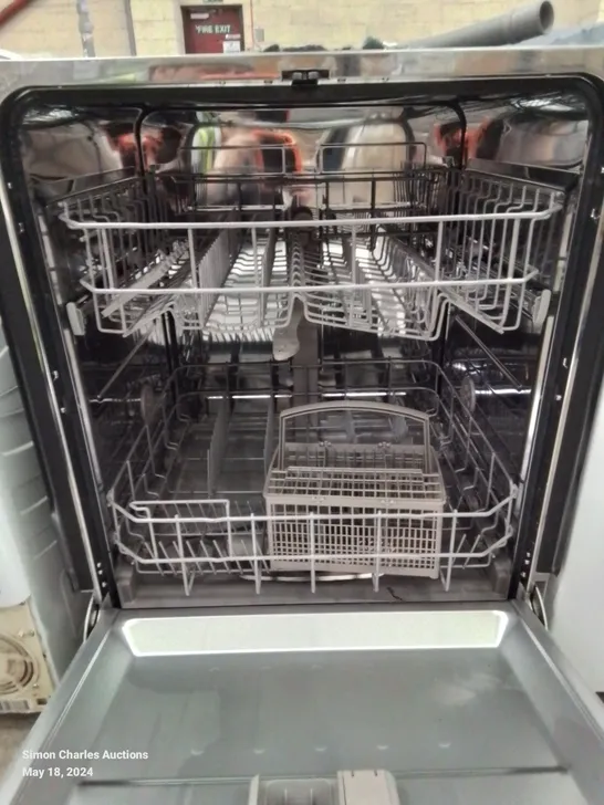 COMFEE FULLY INTEGRATED DISHWASHER 