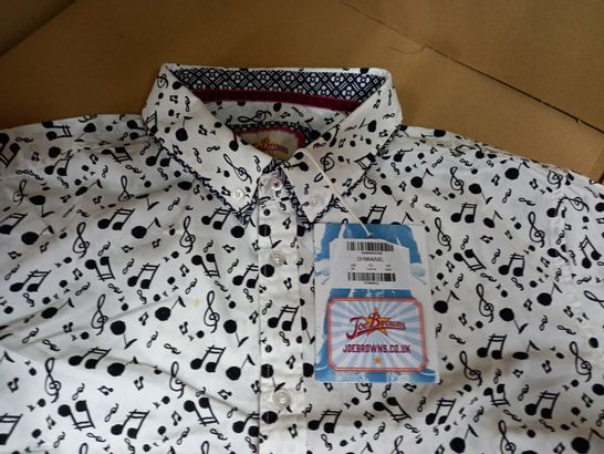 JOE BROWNS BLACK/WHITE MUSICAL NOTE SHIRT - XL