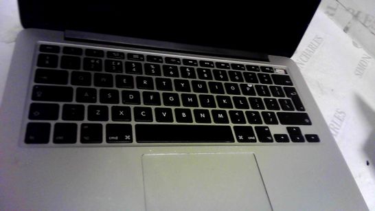 APPLE MACBOOK PRO CORE I7