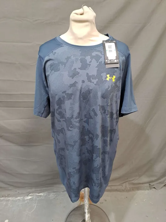 UNDER ARMOUR CAMO HEATGEAR TSHIRT IN GREY SIZE L