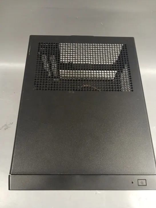 SILVERSTONE COMPUTER CHASSIS WITH SCREWS BLACK