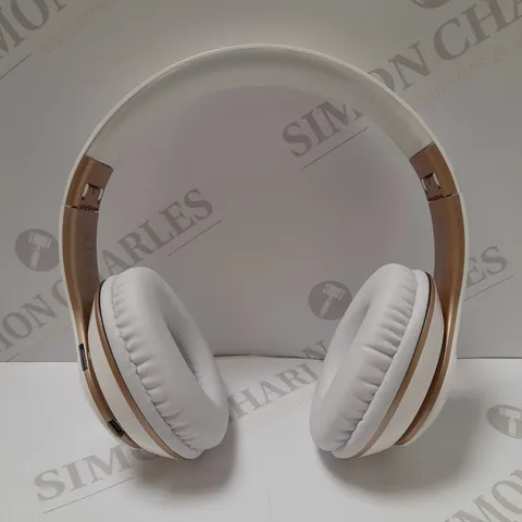 6S WIRELESS OVER EAR WHITE HEADPHONES 