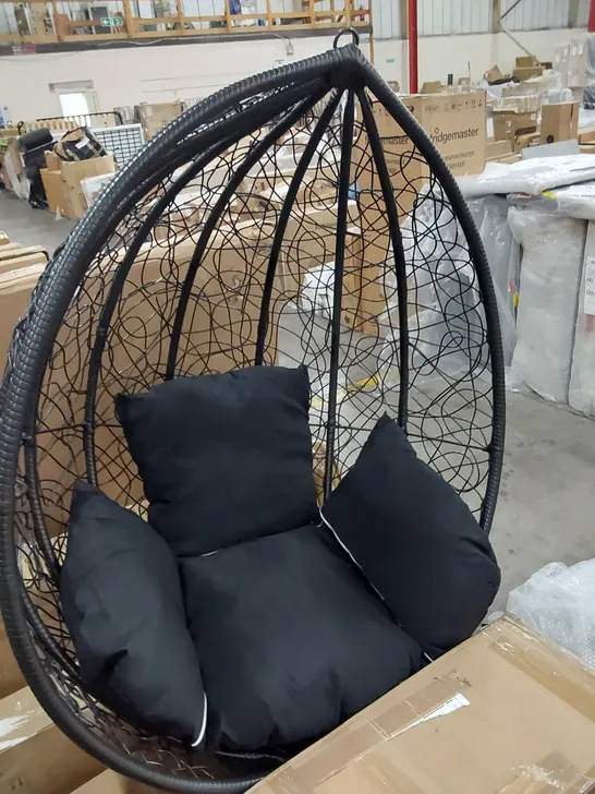 DESIGNER HANGING EGG CHAIR & CUSHION (MISSING HANGING FITTINGS)