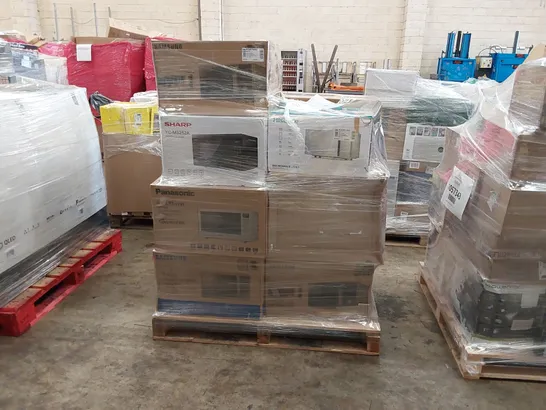 PALLET OF APPROXIMATELY 14 UNPROCESSED RAW RETURN HOUSEHOLD AND ELECTRICAL GOODS TO INCLUDE;