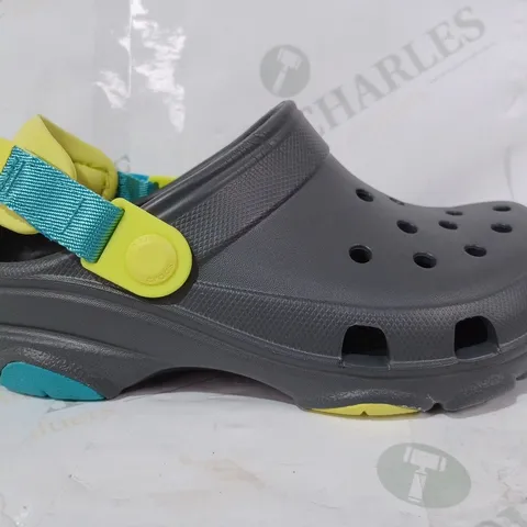 BOXED PAIR OF CROCS  CLASSIC ALL TERRAIN KIDS CLOGS IN SLATE GREY UK SIZE J3