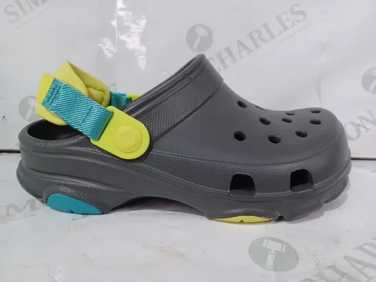 BOXED PAIR OF CROCS  CLASSIC ALL TERRAIN KIDS CLOGS IN SLATE GREY UK SIZE J3