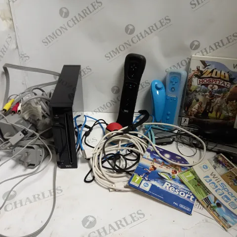 NINTENDO WII RVL-001(EUR) GAMES CONSOLE WITH ZOO HOSPITAL AND GAME CONTROLLERS