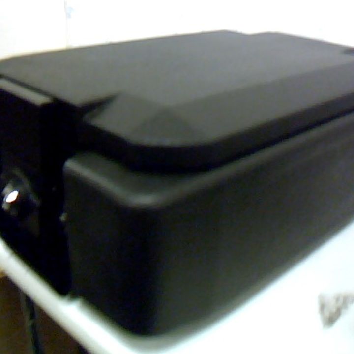 FP22K FIREPROOF A4 DOCUMENT DEED BOX 3438477Simon Charles Auctioneers