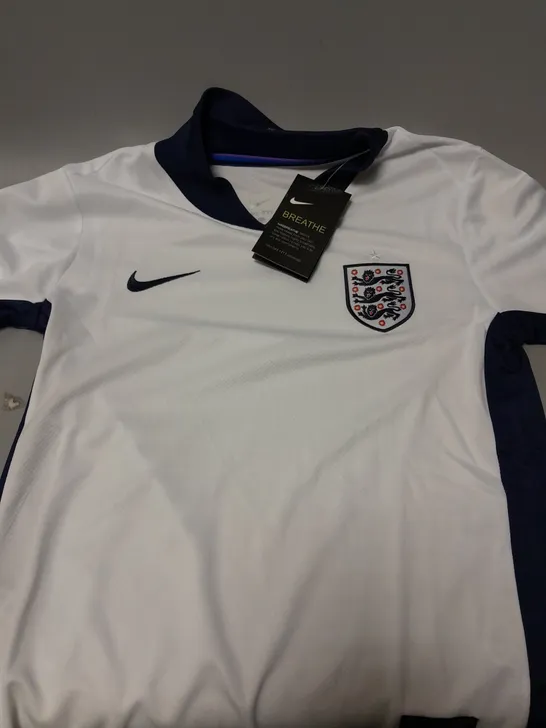 NIKE WHITE ENGLAND FOOTBALL SHIRT - SIZE KIDS 24