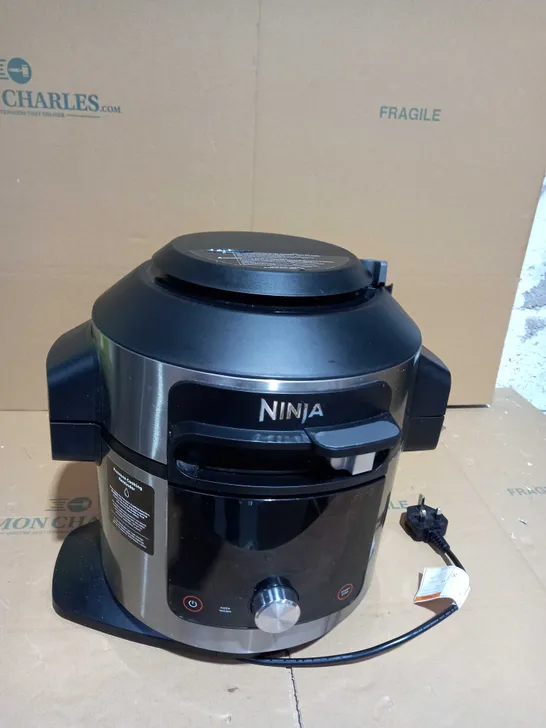 NINJA FOODI SMARTLID MULTI COOKER