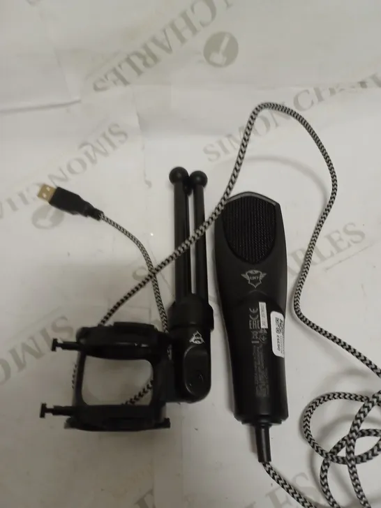 TRUST GXT 232 MANTIS STREAMING MICROPHONE