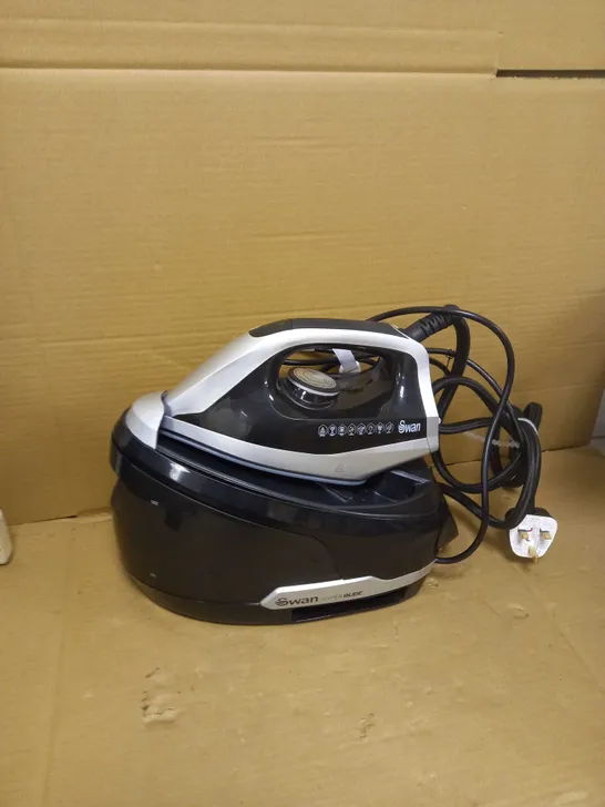 SWAN HYPERGLIDE STEAM GENERATOR IRON