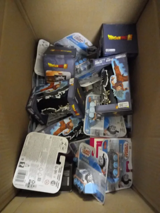 BOX OF APPROXIMATELY 15 ASSORTED ITEMS TO INCLUDE SHANG-CHI WENWU ACTION FIGURE, DRAGONBALL Z GLASS, DORBZ AQUA MAN FIGURE ETC