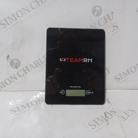 BOXED TEAM RH ELECTRONIC KITCHEN SCALE 