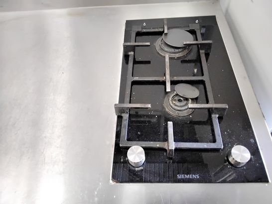 COMMERCIAL CUPBOARD UNIT WITH SINK, TAPS & 2 BURNER SIEMENS GAS HOB  1400 × 720
