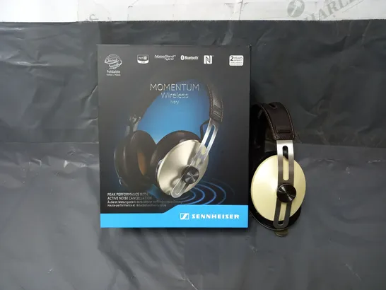 BOXED SENNHEISER MOMENTUM WIRELESS IVORY FOLDABLE HEADPHONES 