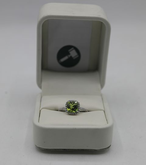 DESIGNER 9CT WHITE GOLD RING SET WITH A CUSHION CUT PERIDOT TO DIAMOND HALO AND SHOULDERS +1.72CT