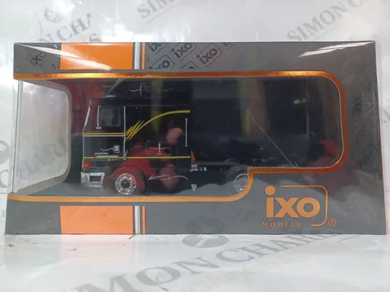 BOXED IXO TR169.22 INTERNATIONAL EAGLE CABOVER 1995 1:43 SCALE COLLECTIBLE MODEL