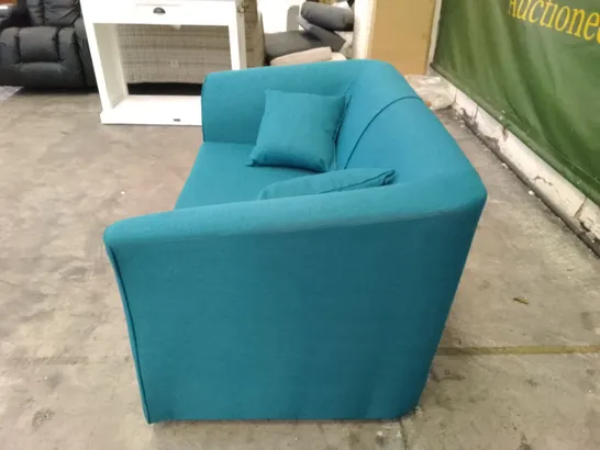 QUALITY DESIGNER LOVESEAT - TEAL FABRIC 