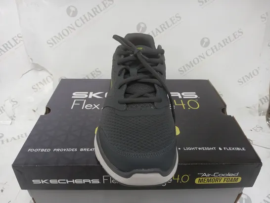 SKETCHERS MENS FLEX TRAINER BLACK  SIZE 9UK (MENS)