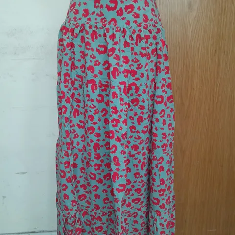 SCAMP%DUDE MAXI SKIRT IN KHAKI WITH CORAL LEOPARD AND LIGHTENING PRINT SIZE 12