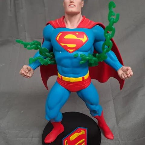 SUPERMAN STATUE NEAL ADAMS DESIGNER SERIES DC COLLECTIBLES