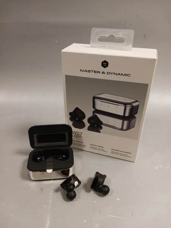 MASTER & DYNAMIC MW07 TRUE WIRELESS EARPHONES 