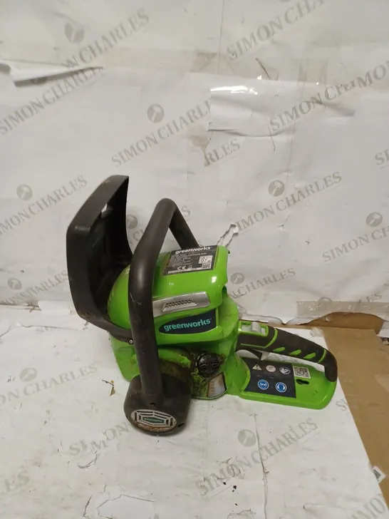 GREENWORKS CORDLESS CHAINSAW, FITS 30CM BAR - G40CS30 (BODY ONLY)