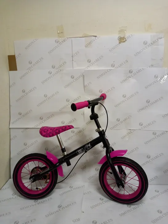 EVO EXPLORER BIKE - PINK