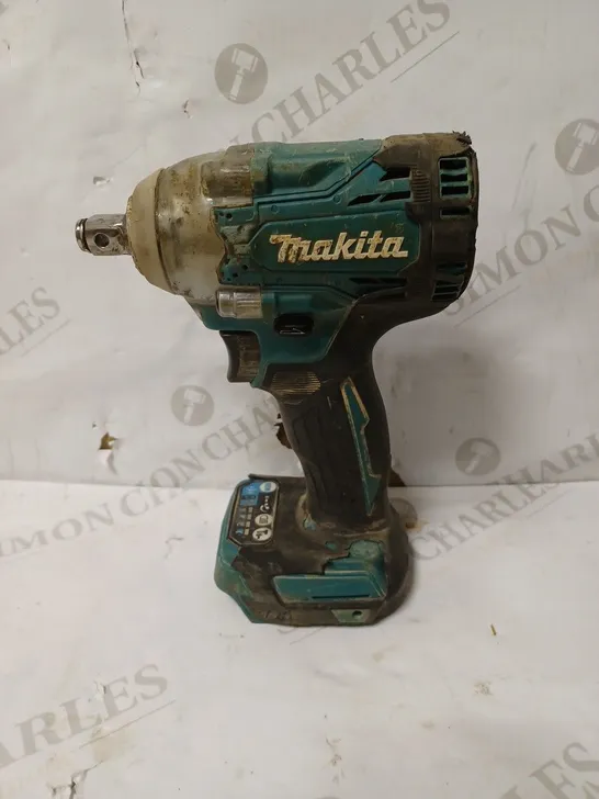 MAKITA DTW300Z CORDLESS IMPACT WRENCH