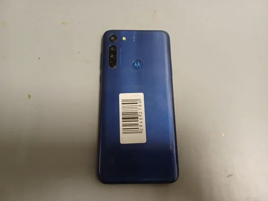 MOTOROLA MOTO G8