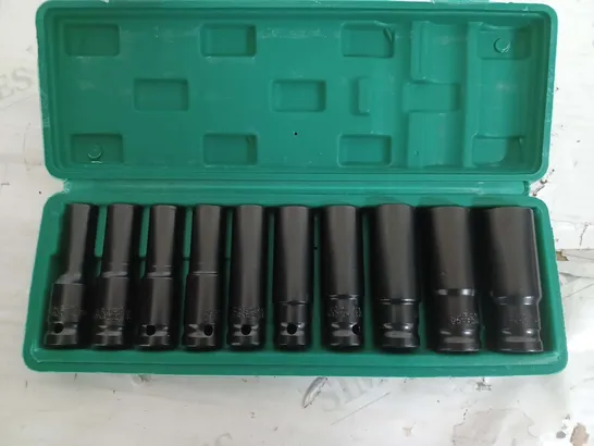 10 PC SOCKET SET 