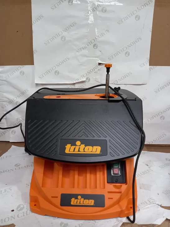 TRITON 450W OSCILLATING SPINDLE & BELT SANDER TSPST450 (977604)