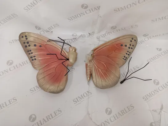 BOXED DECORATIVE BUTTERFLY IN GOLD/CORAL