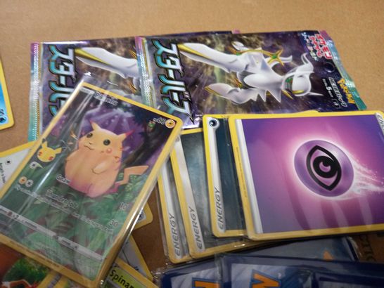 LOT OF ASSORTED POKEMON CARDS 