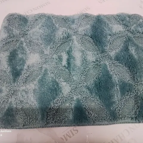 BRAND NEW PACO HOME 40X55CM TURQUOISE BATH MAT