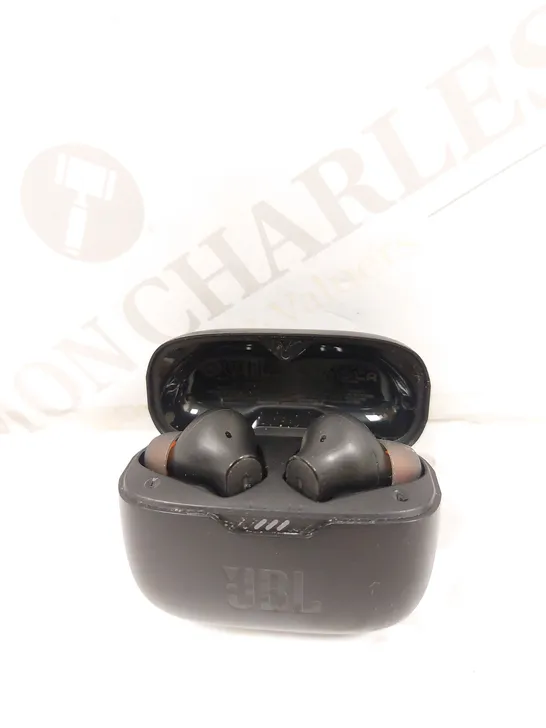 JBL TUNE 230NC TWS IN-EAR HEADPHONES