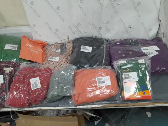 BOX OF APPROXIMATELY 10 ASSORTED BAGGED PIECES OF CLOTHING IN VARIOUS STYLES, SIZES, AND BRANDS 