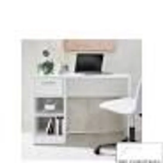 BOXED EVERYDAY NEW METRO DESK - COLLECTION ONLY RRP £59.99