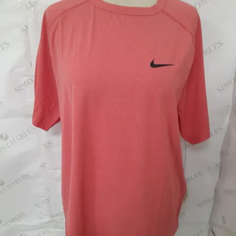 NIKE DRI-FIT MENS T-SHIRT - M